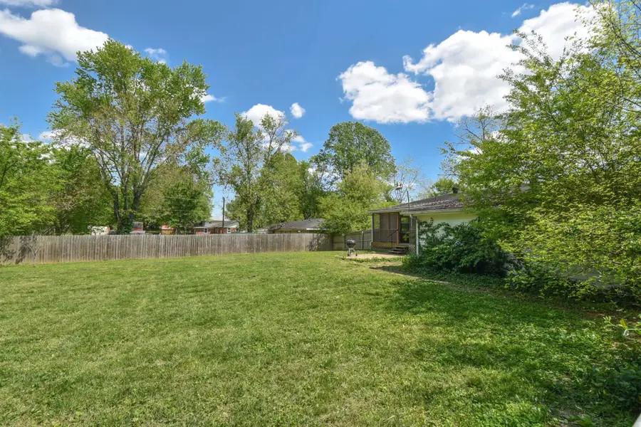 208 Joslin Ave, Gallatin, TN 37066 - #2