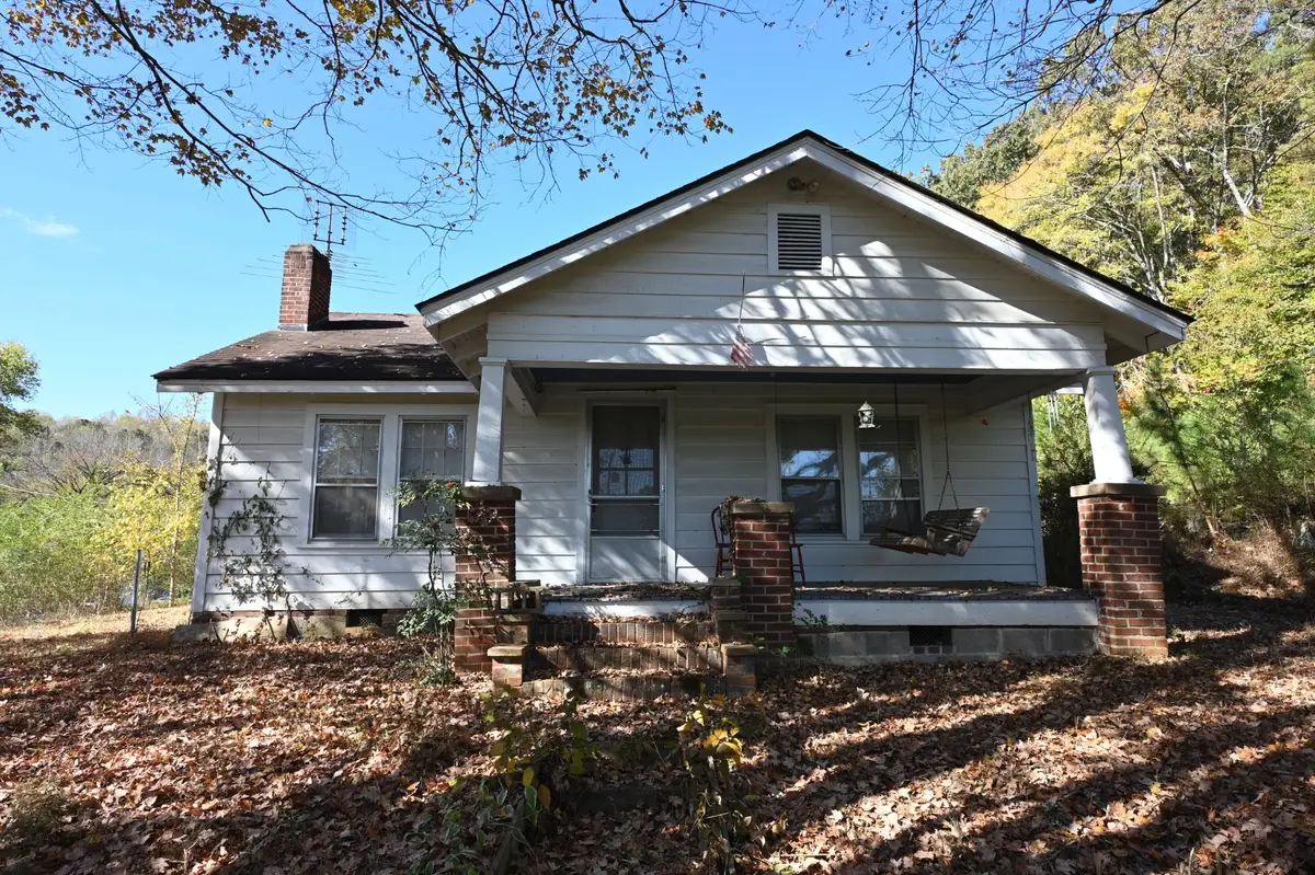 1290 Old Beardstown Rd, Lobelville, TN 37097 - #1