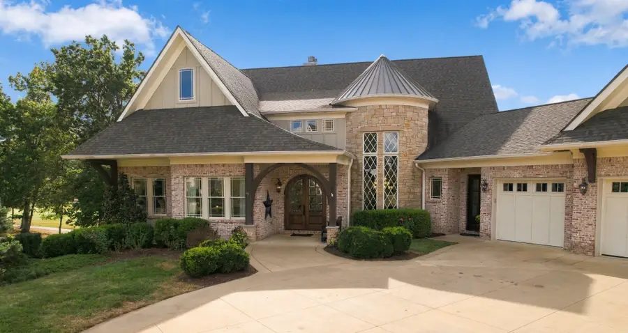 8617 Shortleaf Ct, College Grove, TN 37046 - #3