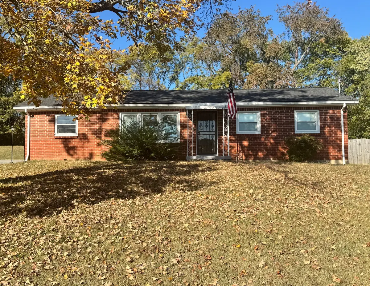 121 Ray Ave, Old Hickory, TN 37138 - #1