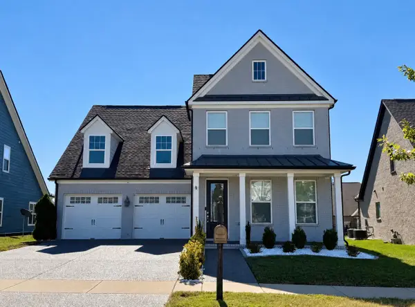 582 Lingering Way, Hendersonville, TN 37075