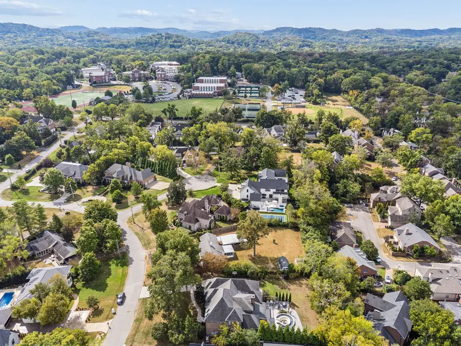4017 Dorcas Dr, Nashville, TN 37215 - #2