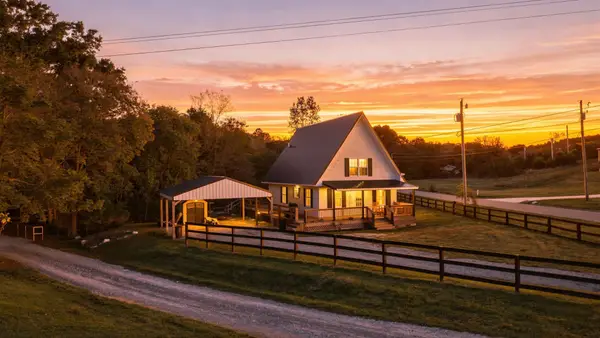253 Buckeye Rd, Fayetteville, TN 37334