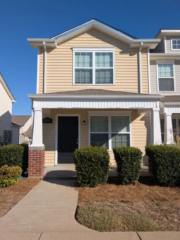315 Sam Houston Cir, Clarksville, TN 37040
