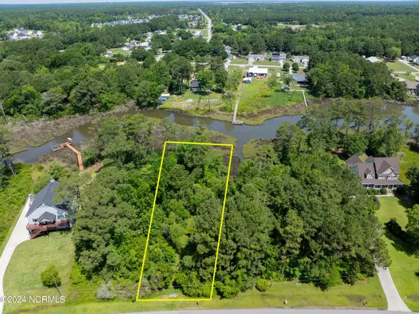 331 Chadwick Shores Drive, Sneads Ferry, NC 28460