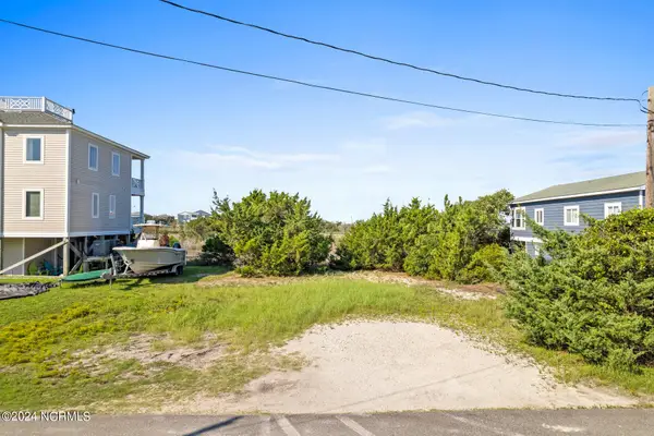 1123 Canady Avenue, Topsail Beach, NC 28445