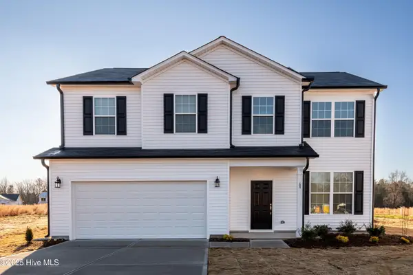 308 Johnson Ridge Way, Four Oaks, NC 27524