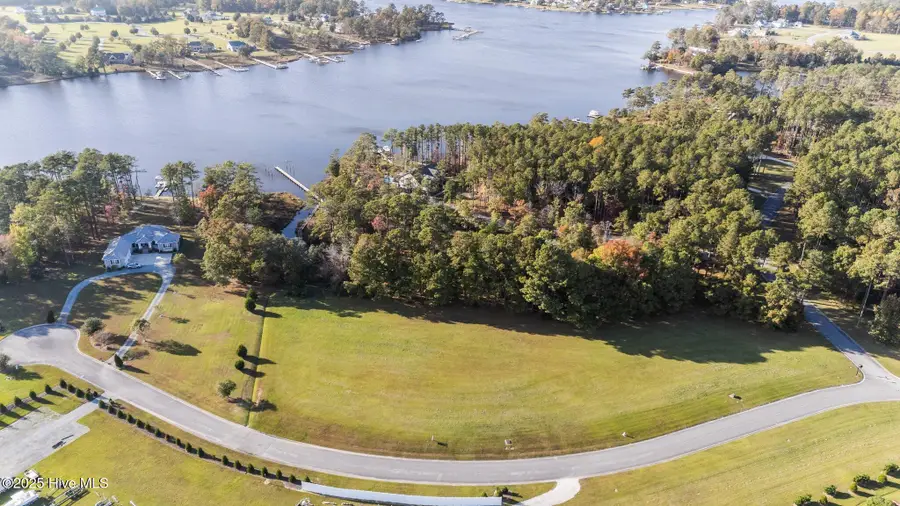 572 Dawson Creek Boulevard, Oriental, NC 28571 - #2