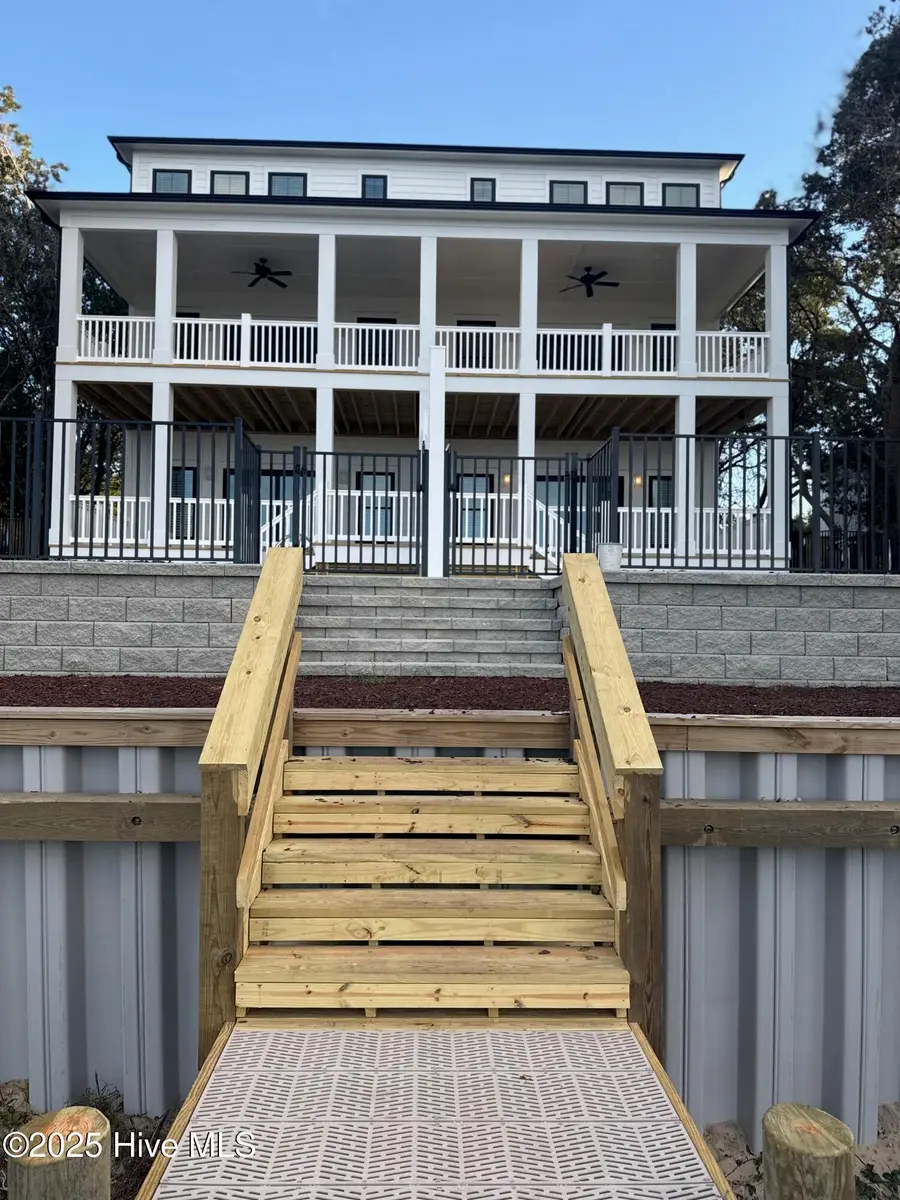 3804 Emerald Drive E, Emerald Isle, NC 28594 - Image #3