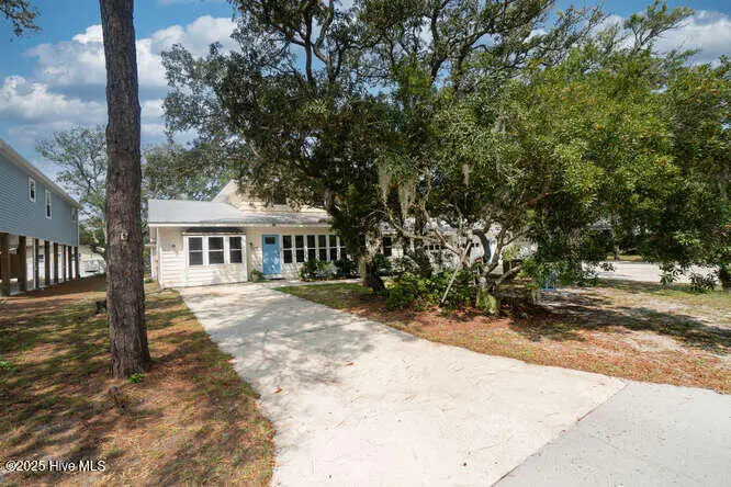 137 NW 9th Street, Oak Island, NC 28465 - Image #3