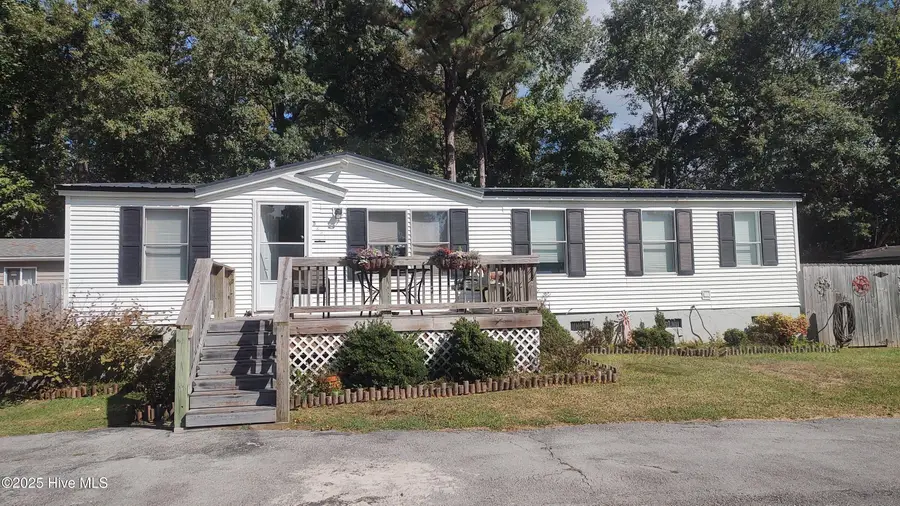 110 Quail Point Drive, Hubert, NC 28539 - Image #2