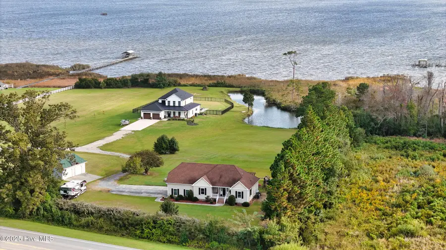 102 Bayshore Court, Maple, NC 27956 - Image #2