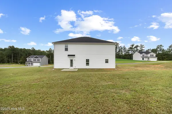 501 Traveller Way, Raeford, NC 28376