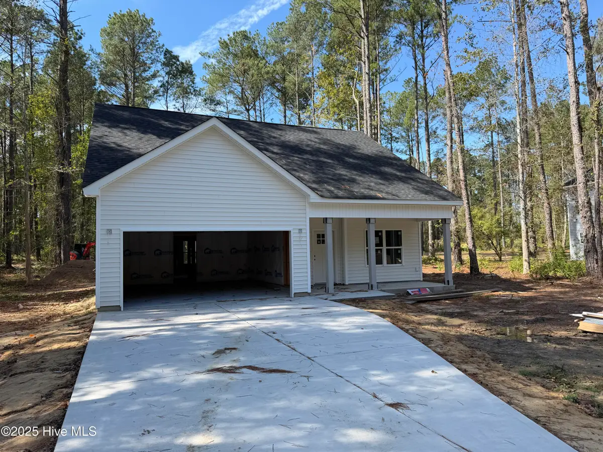 2080 Page Road, Burgaw, NC 28425 - Image #1