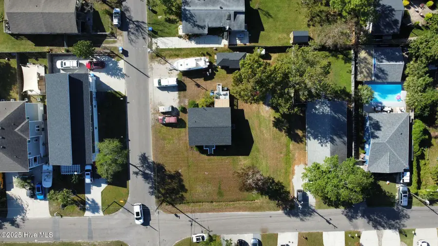 812 S Sixth Street, Carolina Beach, NC 28428 - Image #2