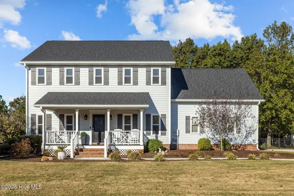 1801 Clubhouse Drive, Morehead City, NC 28557