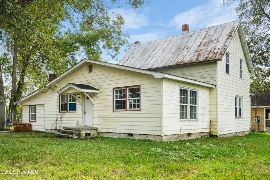 705 Sixth Street, Maysville, NC 28555 - Image #2