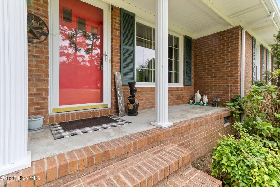 366 E 4th Street, Elizabethtown, NC 28337 - Image #3