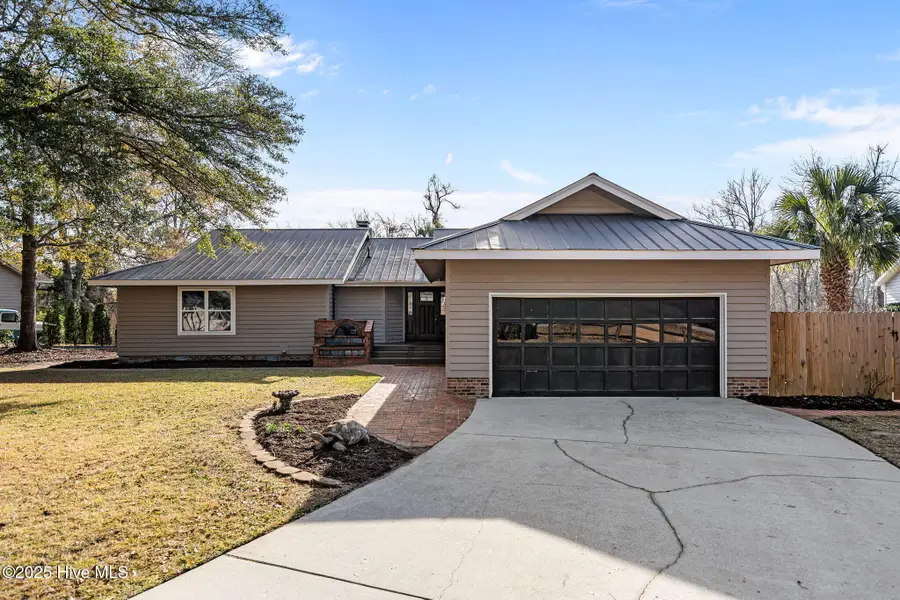 165 Gooseneck Road W, Rocky Point, NC 28457 - Image #2