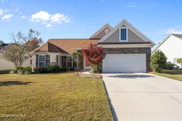 210 Heartwood Drive, Hampstead, NC 28443