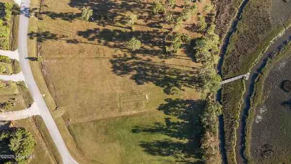 212 Settlement Lane, Newport, NC 28570