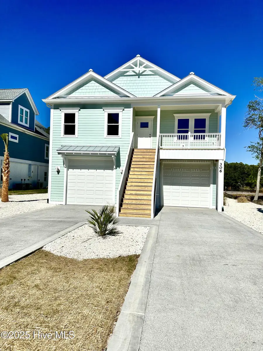 306 E Yacht Drive, Oak Island, NC 28465 - Image #2