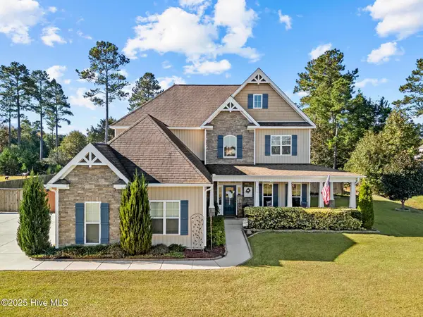 715 Southernwood Place, Hubert, NC 28539