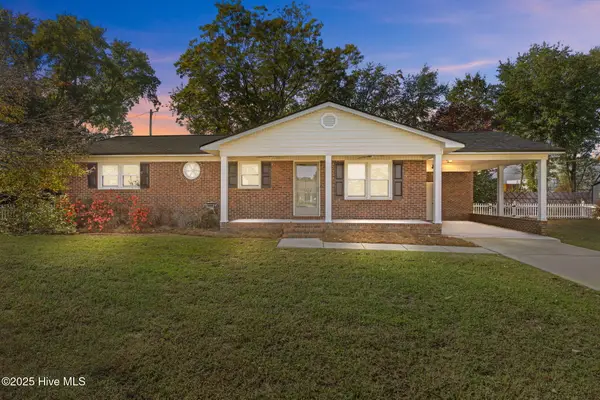 2604 Geneva Court, Fayetteville, NC 28306