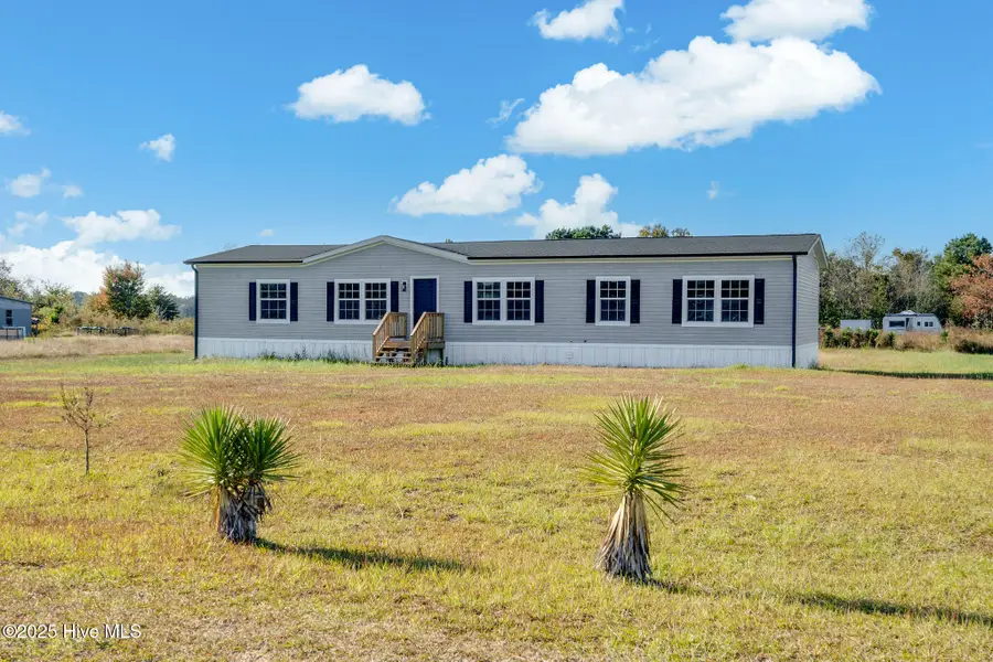 124 Fieldcrest Lane, Beulaville, NC 28518 - Image #2