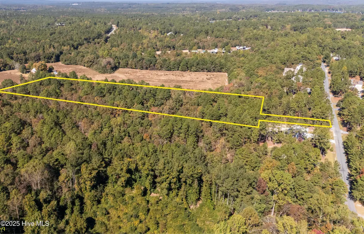 123 Lancashire Lane, Seven Lakes, NC 27376 - Image #1