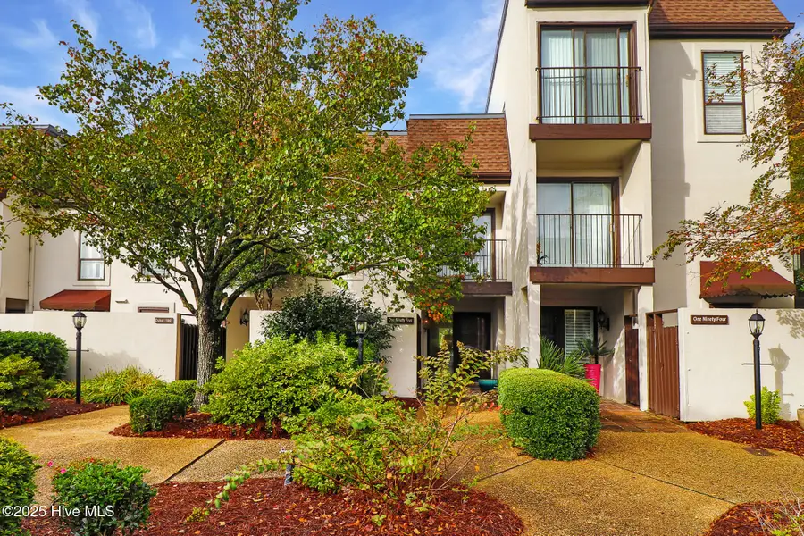 195 Drum Inlet, Morehead City, NC 28557 - Image #2