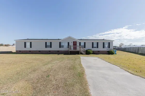 404 Threshing Court, Jacksonville, NC 28540