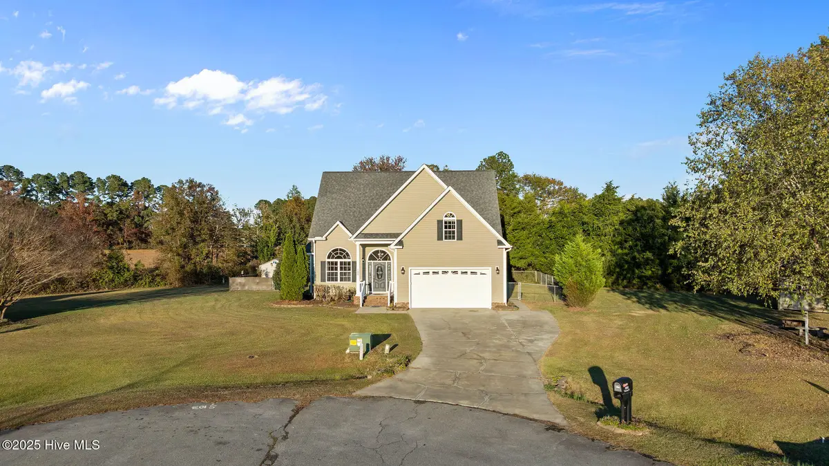 103 Glendale Place, Pikeville, NC 27863 - Image #1