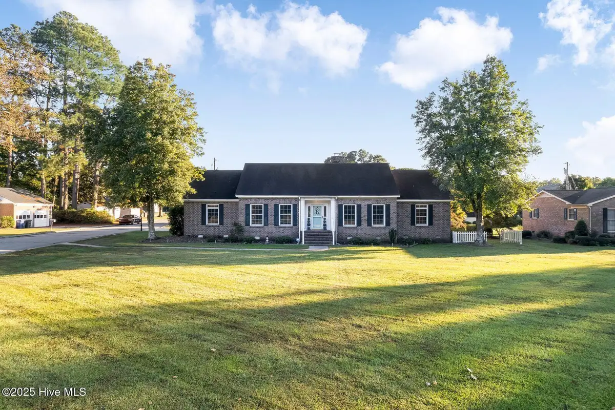 1101 W Queen Street, Edenton, NC 27932 - Image #1