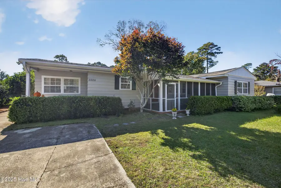 2224 Camellia Drive, Wilmington, NC 28403 - Image #2