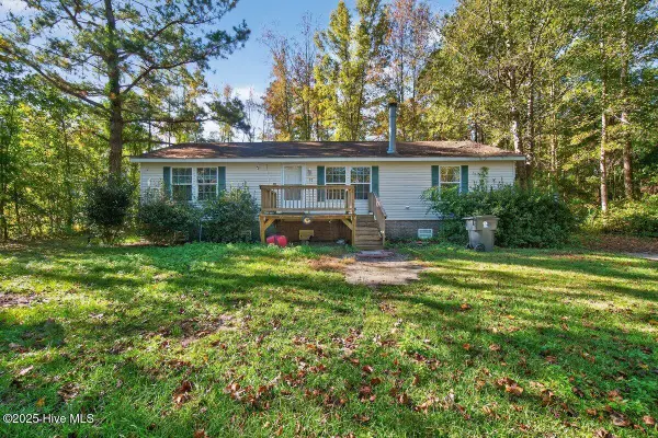 93 Laura Court Ne, Winnabow, NC 28479