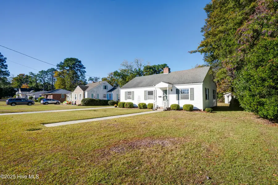 1612 Queen Anne Lane, New Bern, NC 28560 - Image #3