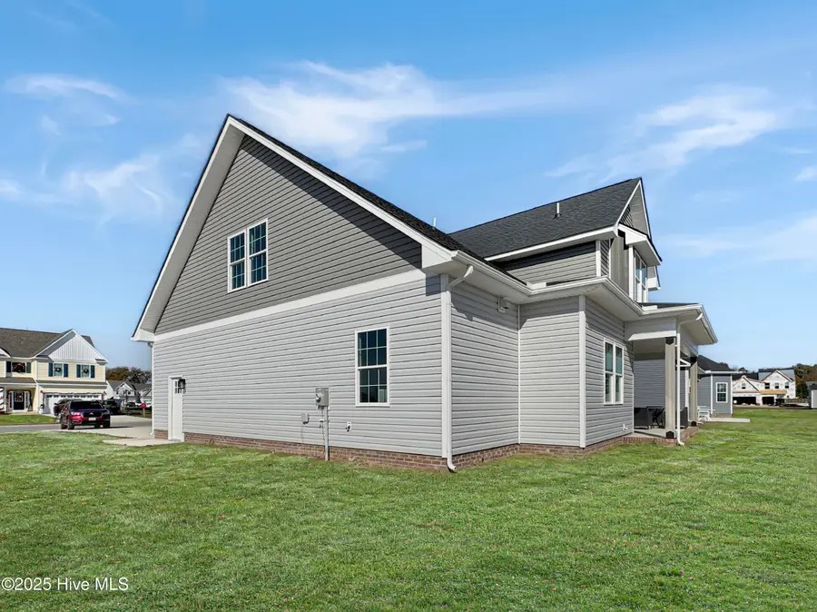 333 Staysail Drive, Elizabeth City, NC 27909 - Image #2