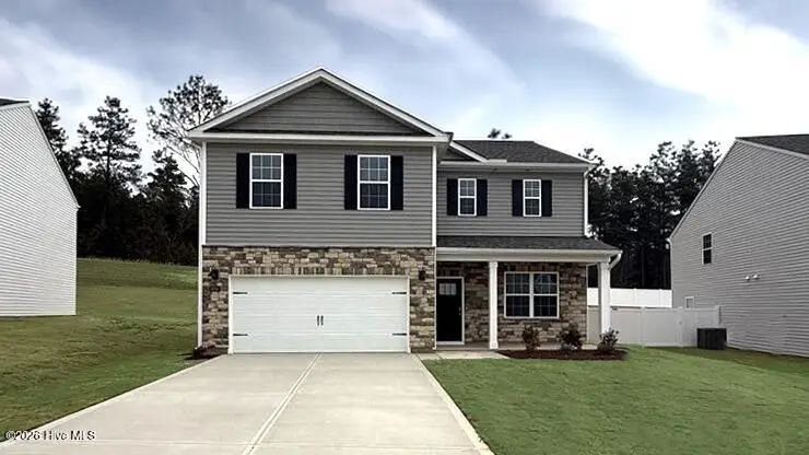 1055 Misty Creek Drive, Aberdeen, NC 28315 - #1