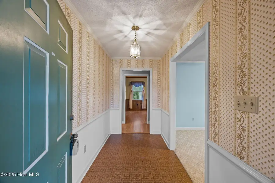 708 Oakdale Avenue, New Bern, NC 28562 - Image #3