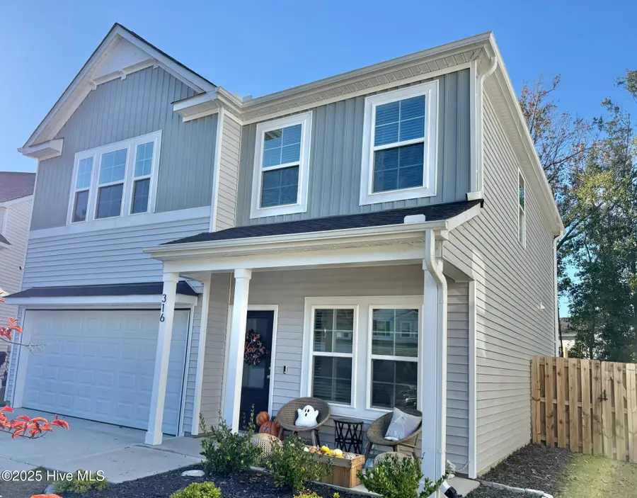 316 Cherry Grove Court, Castle Hayne, NC 28429 - Image #2