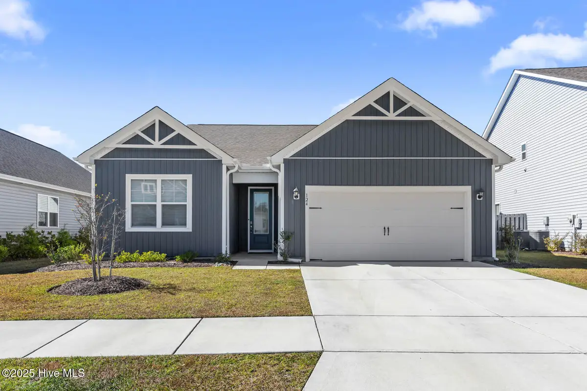 124 Swingbridge Trail, Surf City, NC 28445 - Image #1
