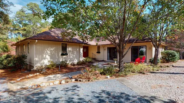 57 Cardinal Drive, Whispering Pines, NC 28327