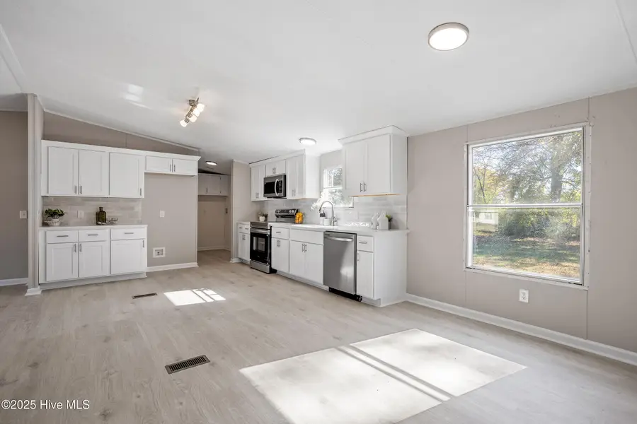 110 Autumn Winds Drive, Goldsboro, NC 27530 - Image #2