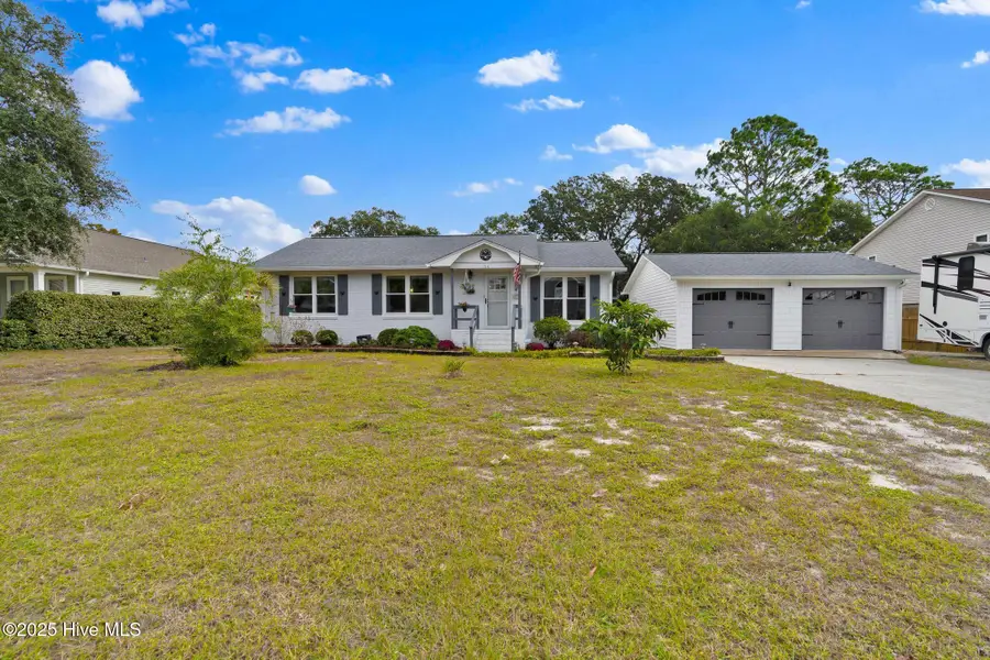 154 NE 32nd Street, Oak Island, NC 28465 - Image #2
