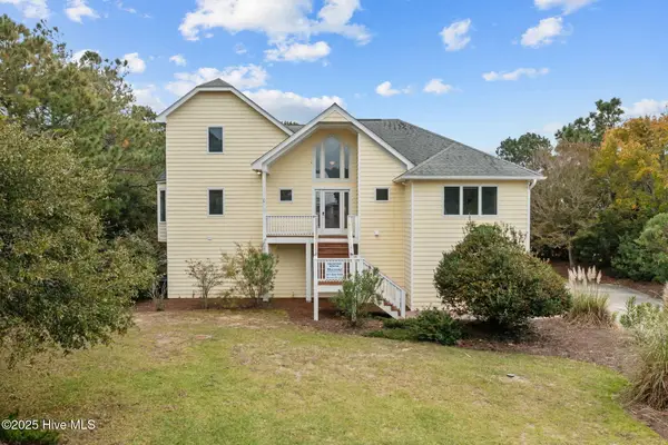 9707 Green Glen Road, Emerald Isle, NC 28594
