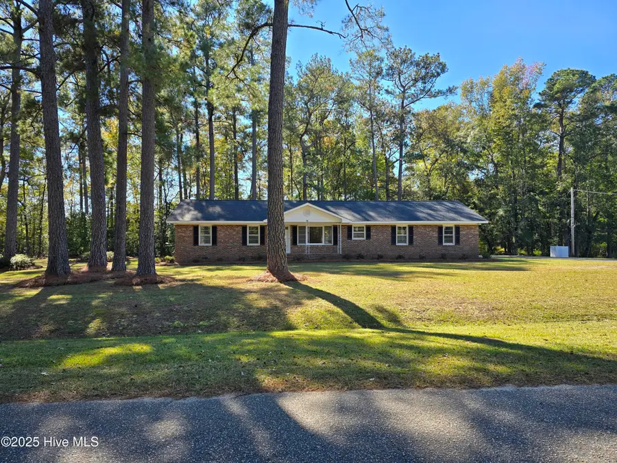 75 Pineland Woods Drive, Whiteville, NC 28472 - Image #2