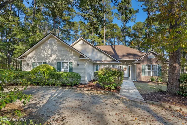 41 Pinewood Drive, Carolina Shores, NC 28467