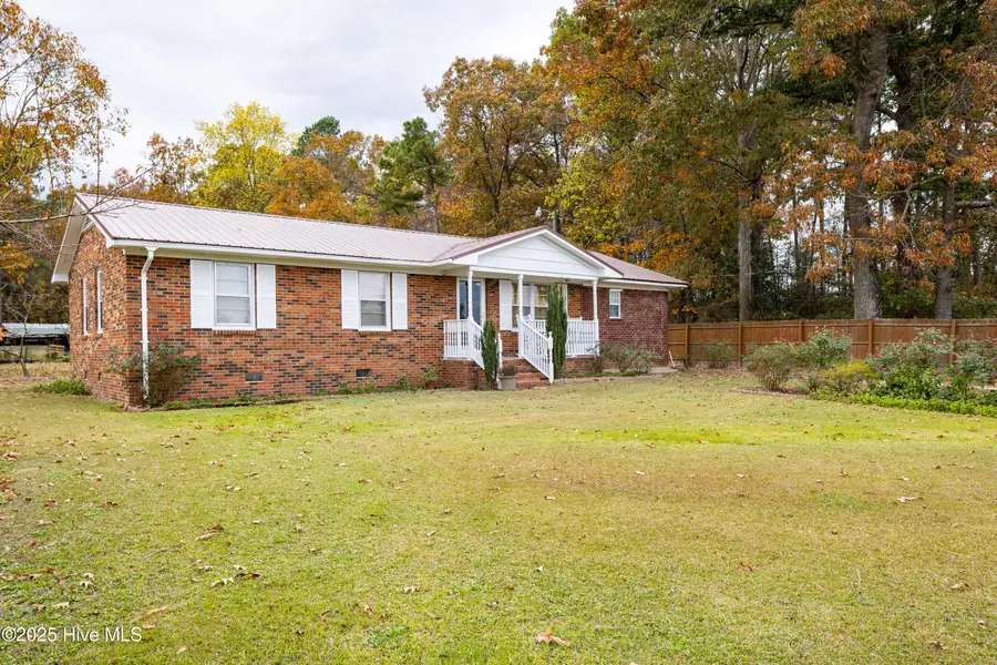 950 Auctioneer Road, Clinton, NC 28328 - Image #2