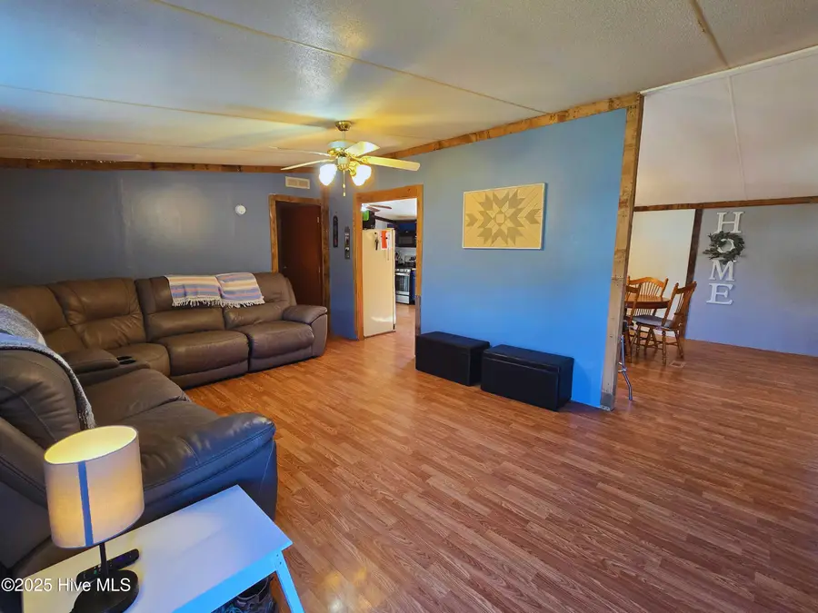 206 Clifton Ridge Drive, Pikeville, NC 27863 - Image #3